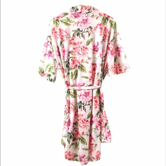 Show Me Your Mumu | Floral Robe OS - Picture 3 of 3